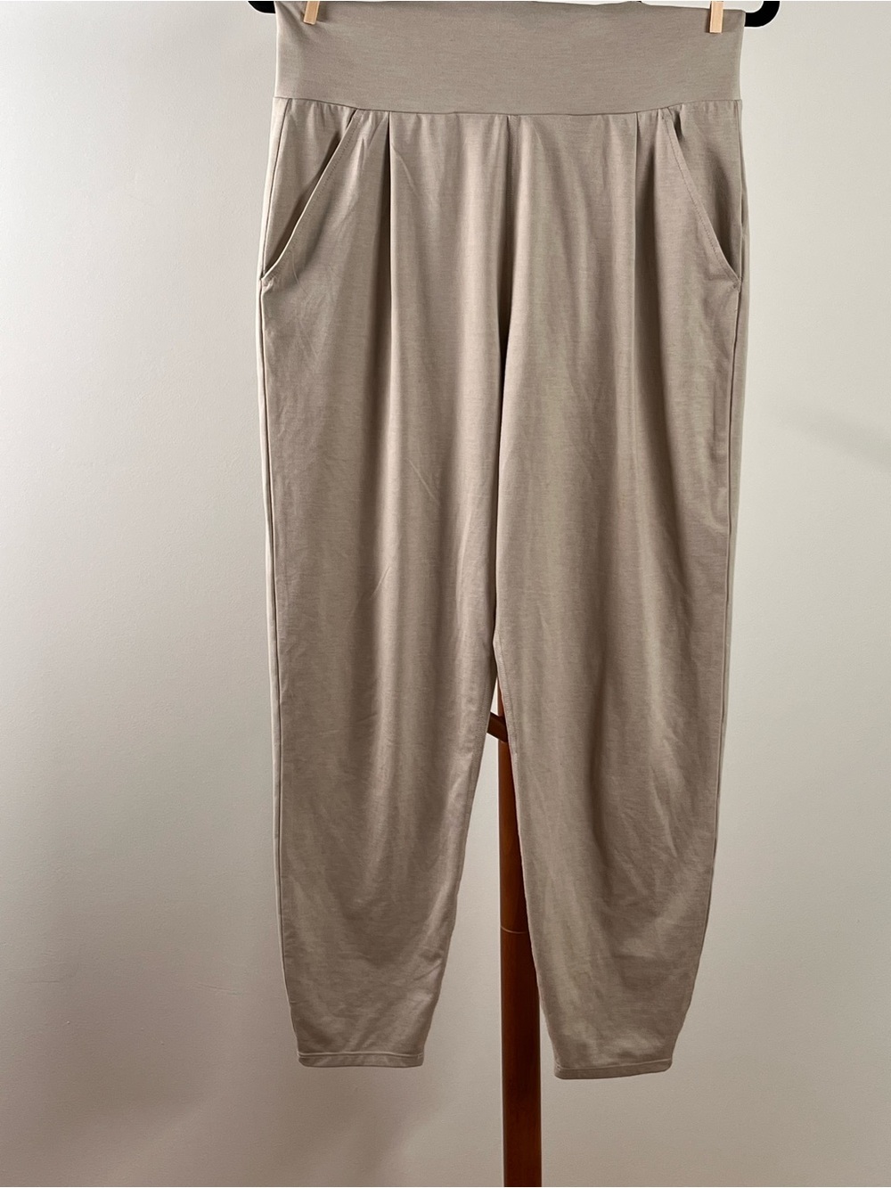 Vuori Light Taupe Relaxed Jogger Pants